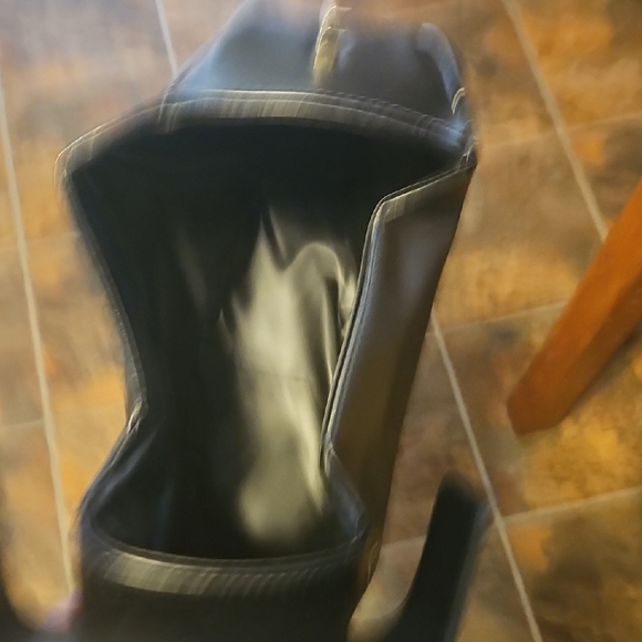 Edith Dumpling Bag - Picture 8 of 11